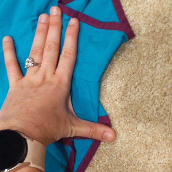 3" Reebok shorts - Picture 3 of 7